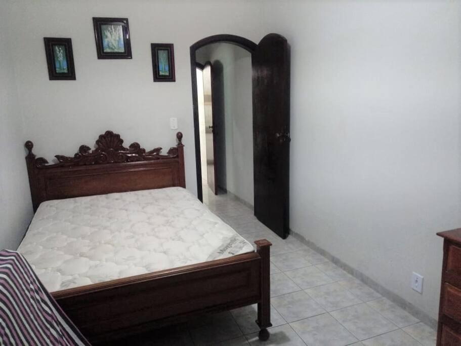 Casa Praia Grande Wi-Fi 4 Dorm 3 Carros Area Churrasq 700 Mts Da Praia Imirim Eksteriør bilde